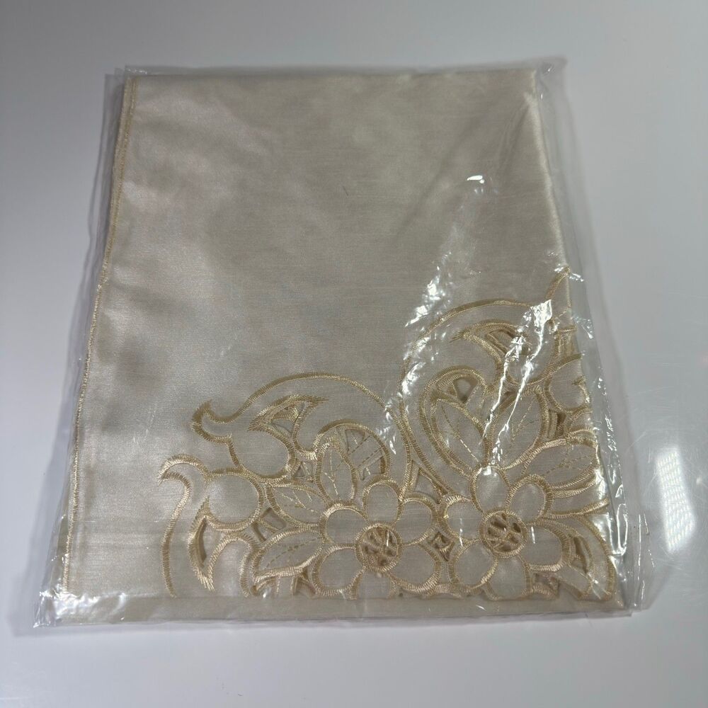 Collections Etc Elegant Scroll Window Valance Crem 5836 Cut Out and Embroidered